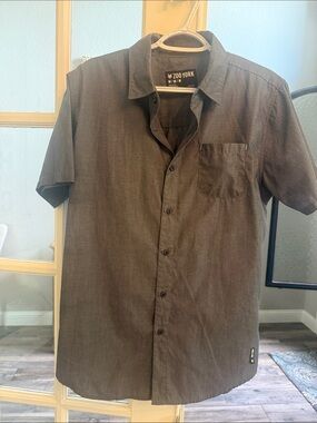 Charcoal Colored Zoo York Men’s Short Sleeve Button-Up Shirt M
